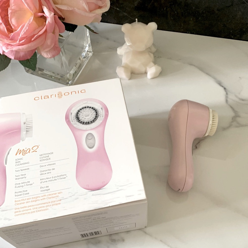 MIA 2 Clarisonic Cleanser💕